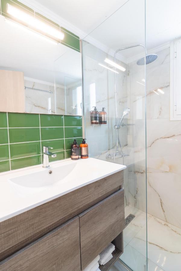 Retropolitan Living Patras Apartment Ngoại thất bức ảnh