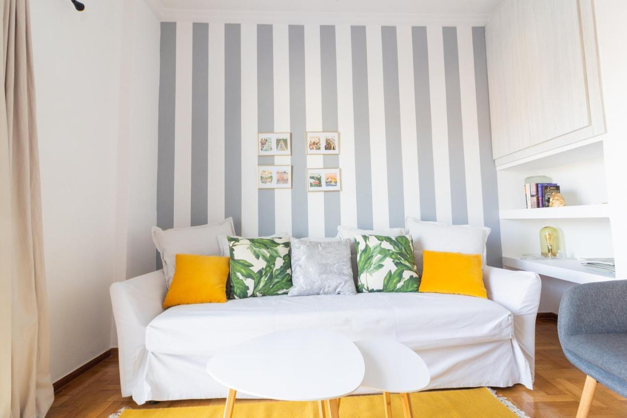 Retropolitan Living Patras Apartment Ngoại thất bức ảnh