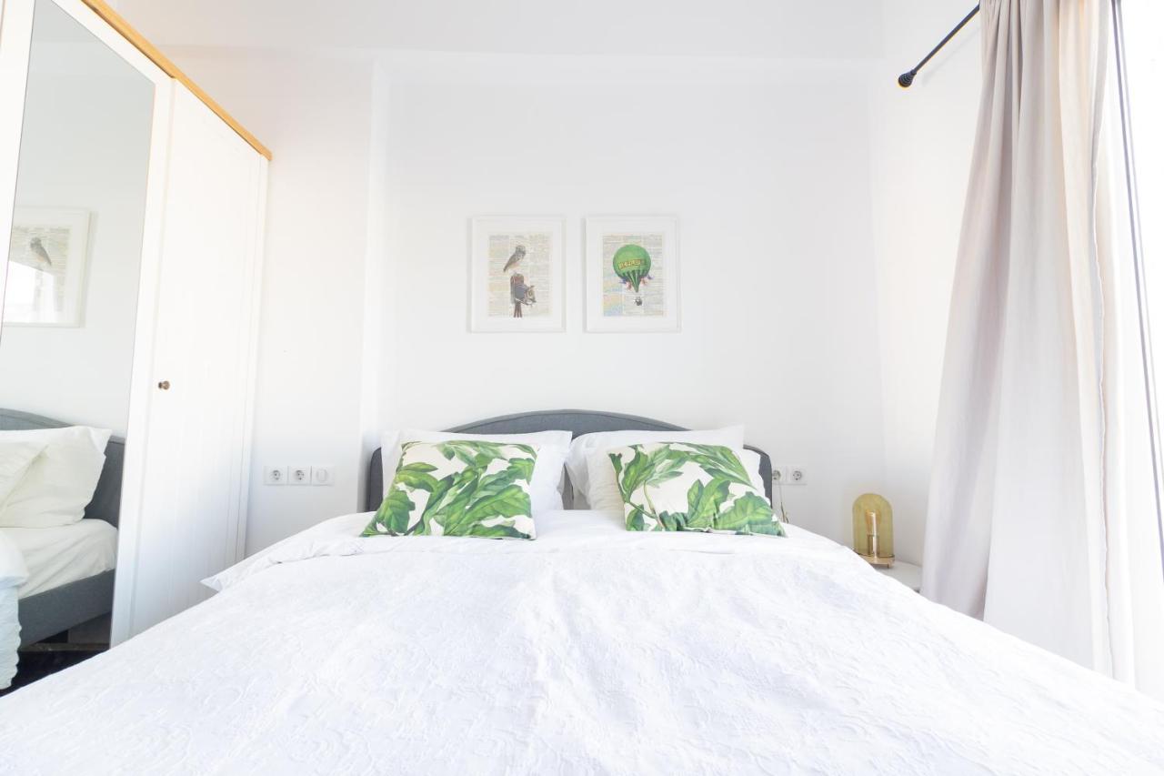 Retropolitan Living Patras Apartment Ngoại thất bức ảnh