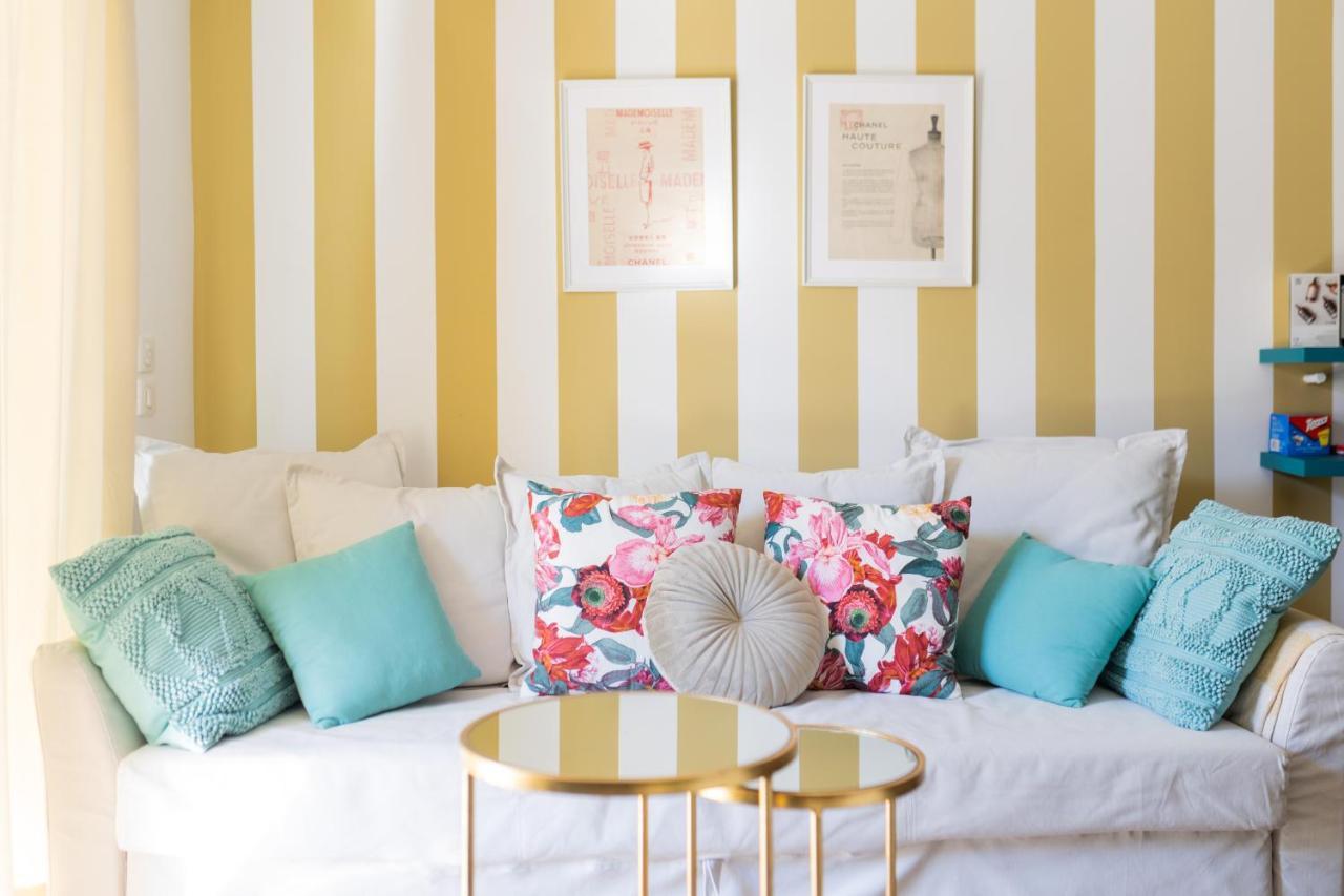 Retropolitan Living Patras Apartment Ngoại thất bức ảnh