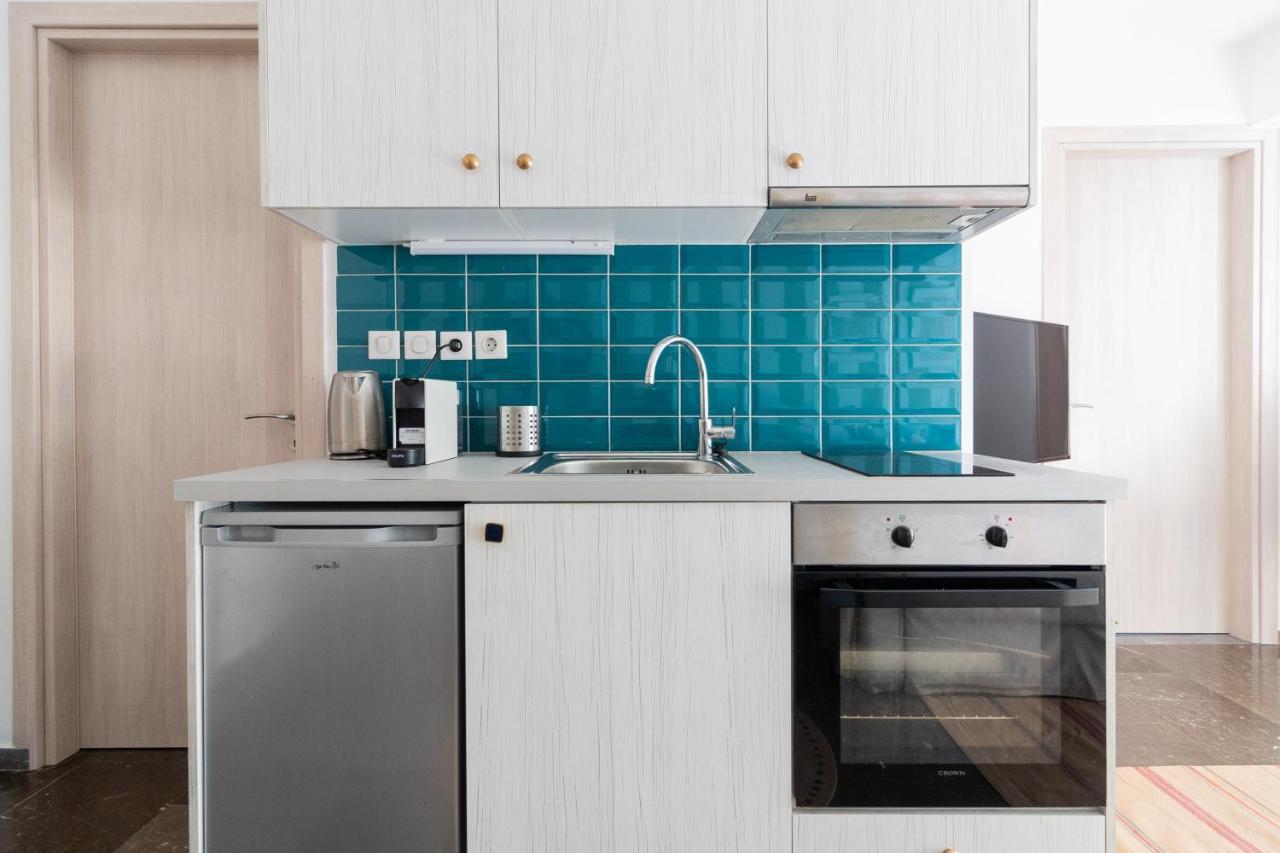 Retropolitan Living Patras Apartment Ngoại thất bức ảnh