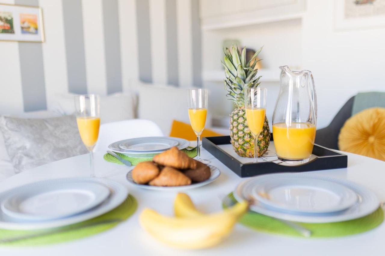 Retropolitan Living Patras Apartment Ngoại thất bức ảnh