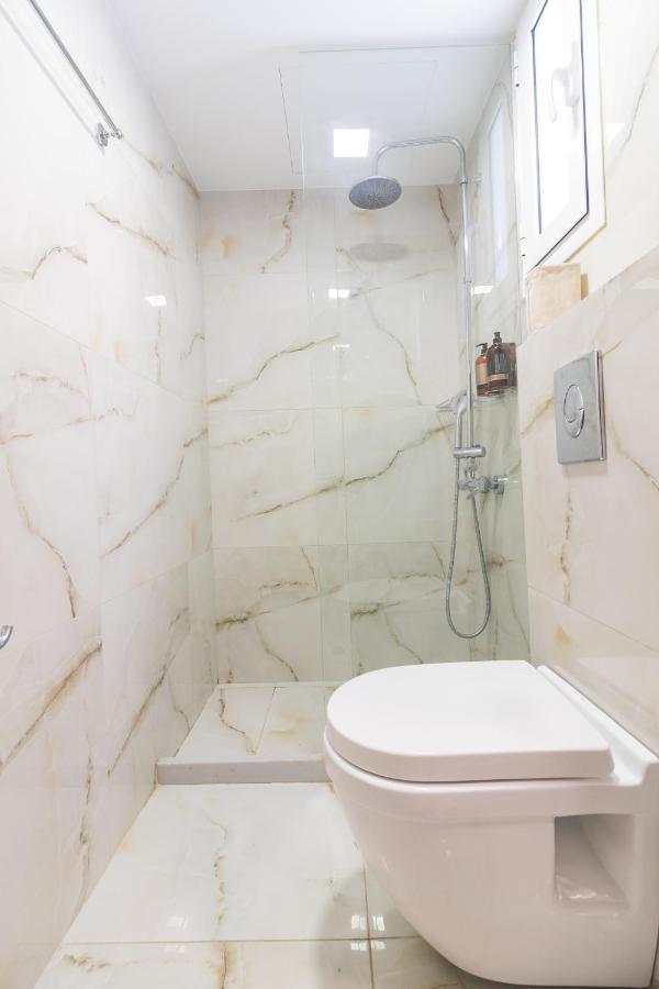 Retropolitan Living Patras Apartment Ngoại thất bức ảnh