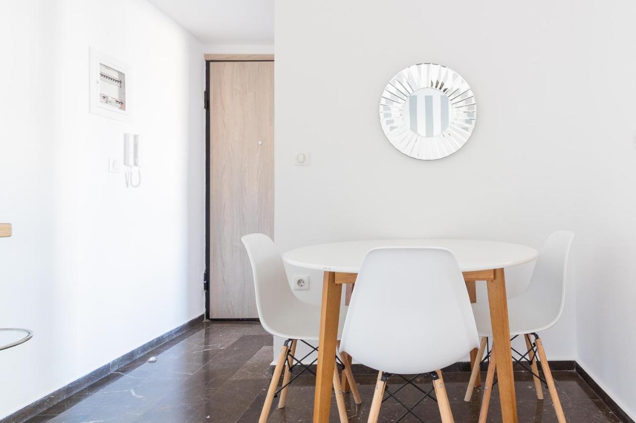Retropolitan Living Patras Apartment Ngoại thất bức ảnh