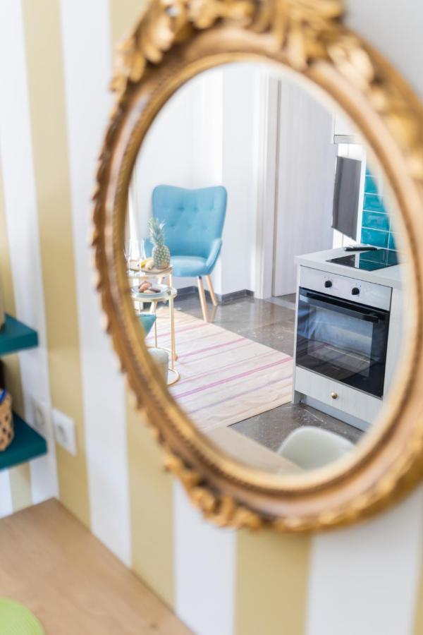 Retropolitan Living Patras Apartment Ngoại thất bức ảnh