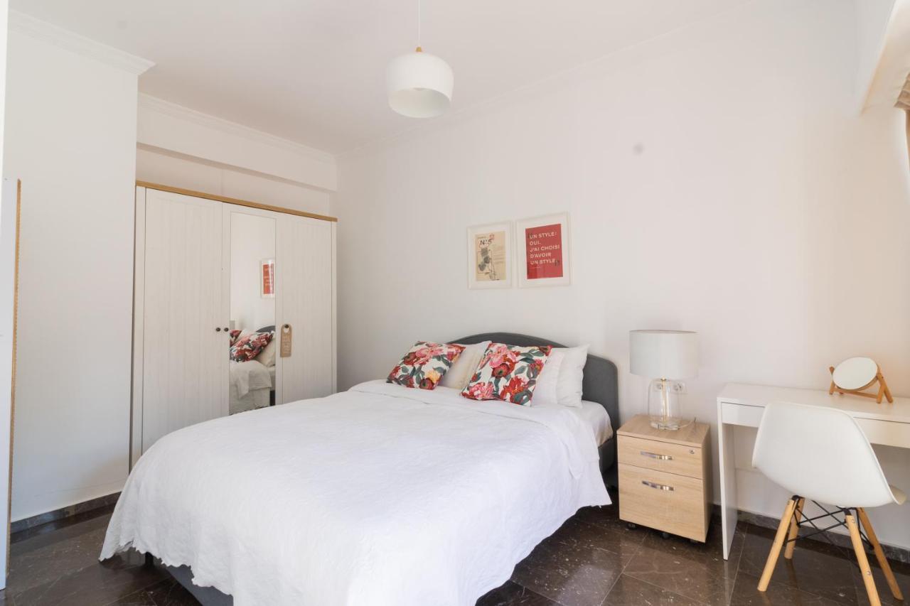 Retropolitan Living Patras Apartment Ngoại thất bức ảnh