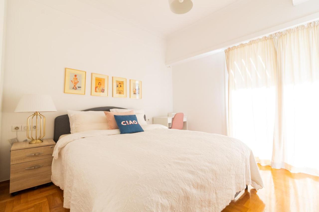 Retropolitan Living Patras Apartment Ngoại thất bức ảnh