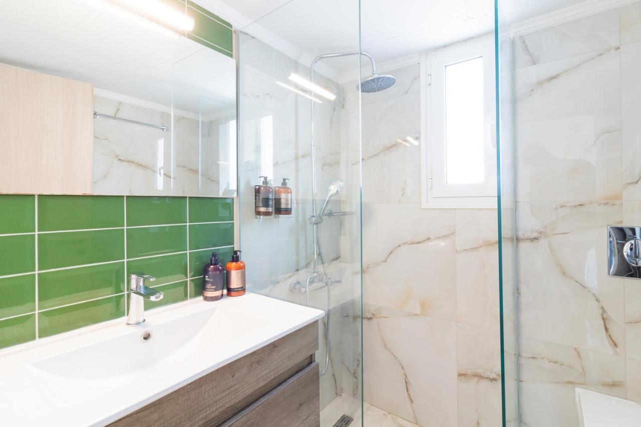 Retropolitan Living Patras Apartment Ngoại thất bức ảnh